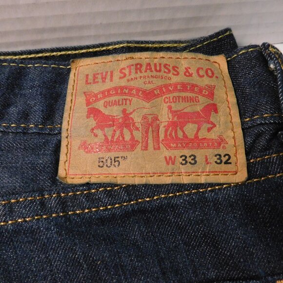 LEVI'S 505 Regular Fit Jeans Size Men's 33x32 NEW - Picture 2 of 7